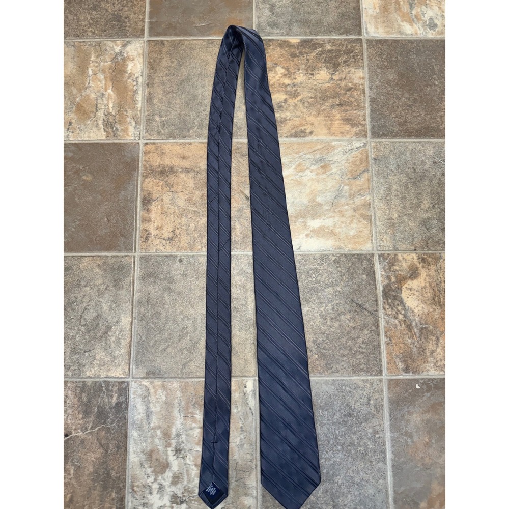 Claiborne Mens Necktie Gray Navy Blue Diagonal Striped Silk Blend Formal Tie
